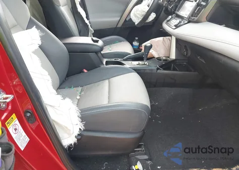 2015 Toyota Rav4 Limited z USA, uszkodzony, nr VIN 2T3YFREVXFW202004